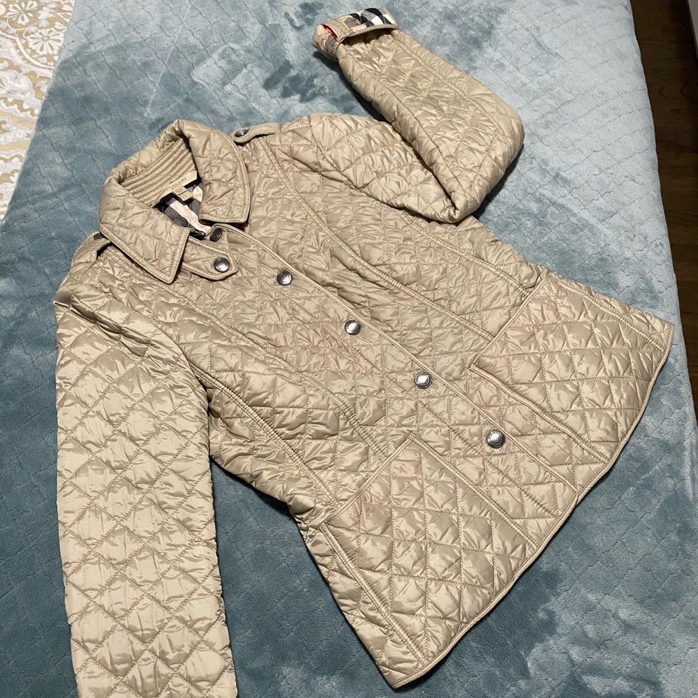 Women’s Burberry quilted jacket